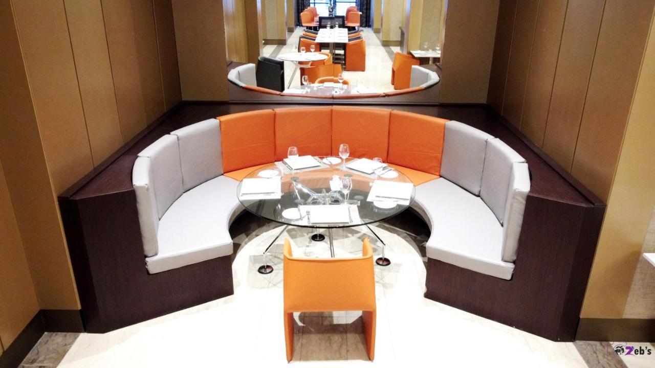 Krystal Palace دوالا المظهر الخارجي الصورة